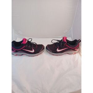 Nike Air Alvord  9 - Womens Size 8.5 Black Hot‎ Pink Trail Sneakers